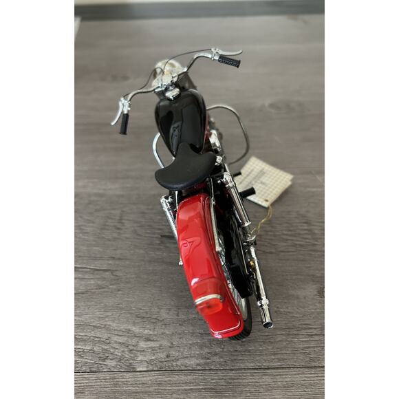 Vintage Franklin Mint 1957 Harley Davidson XL- Sportster. 1:10 Scale - Picture 4 of 4